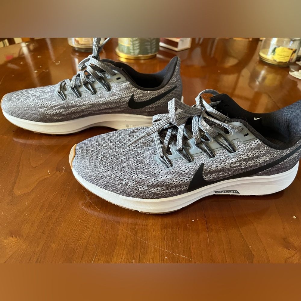 Nike zoom Pegasus 36 Women’s 8.5